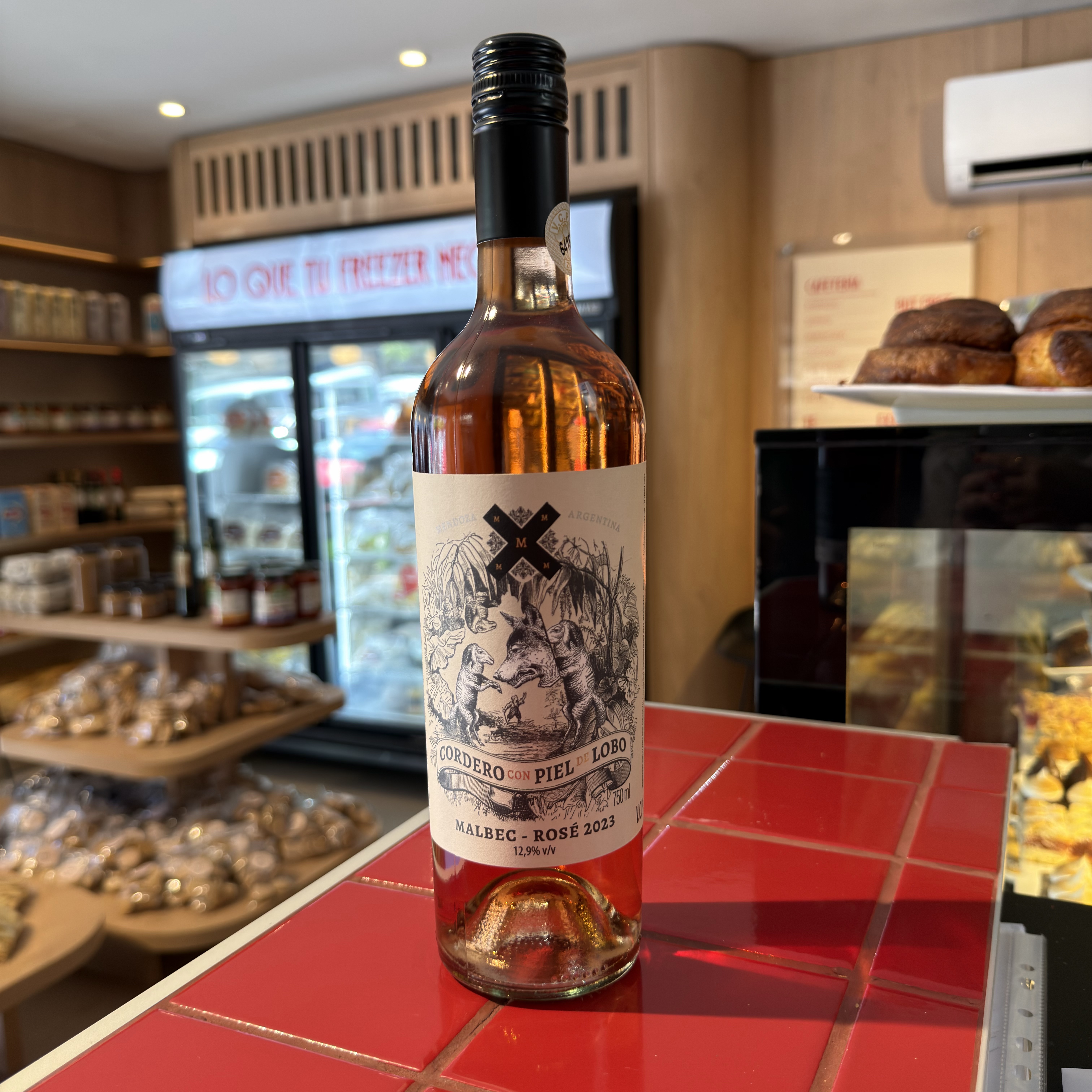 Cordero Con Piel De Lobo Rosé